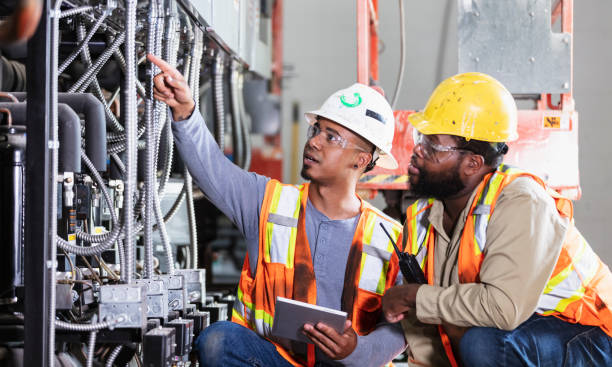 Best Commercial Electrician Services  in Brentwood, NY